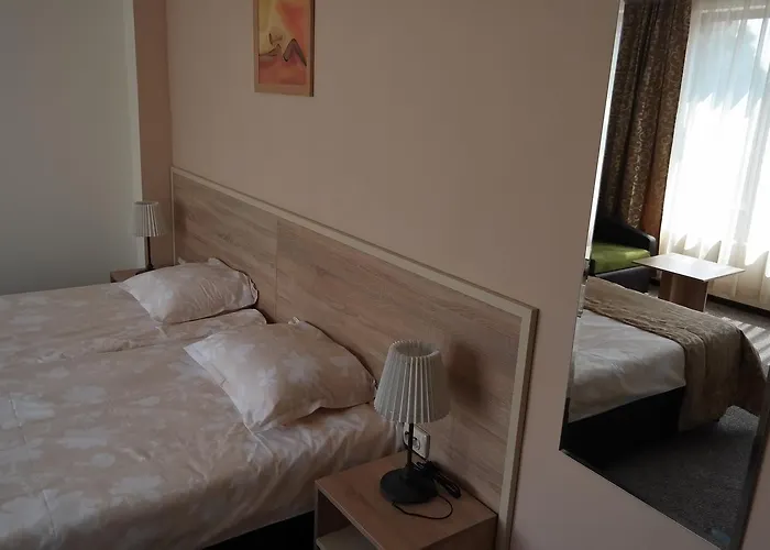 Friends Family Napospart