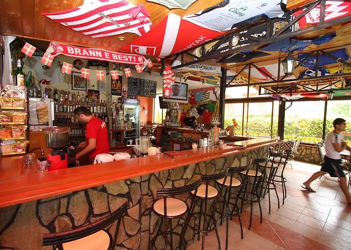 Szálloda Friends Family