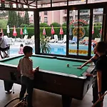 Hotel Friends Family 3*