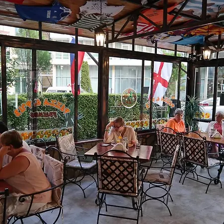 朋友家庭旅馆 酒店