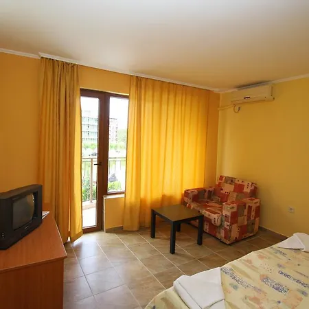 Friends Family Szálloda Napospart