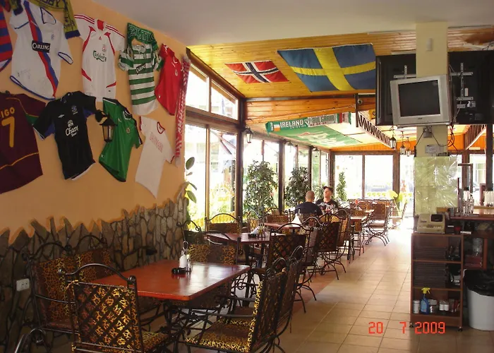 Friends Family Hotel 3*