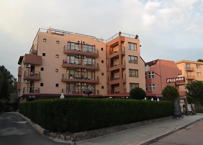 Friends Family Hotell Slăntjev Brjag