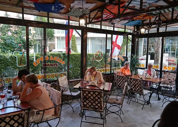 Friends Family Hotel