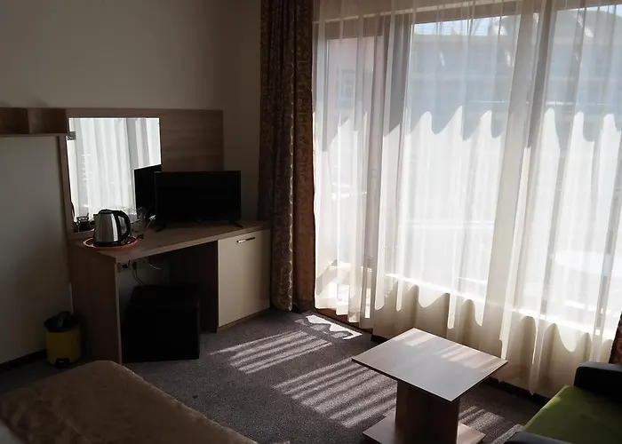 Ξενοδοχείο Friends Family Σάνι Μπιτς